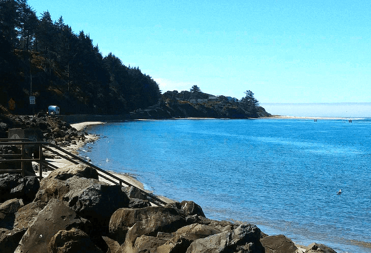 About Central Coast Estate Sales Oregon Lincoln City (541) 5634817